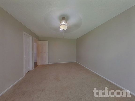 5th image of 10025 Alcott St