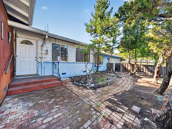 3rd image of 2100 Camino De Los Robles