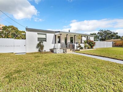 1401 NW 52nd St, Miami, FL, 33142