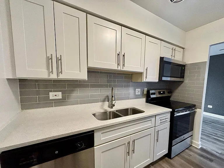 520 Rentals — Photo 21