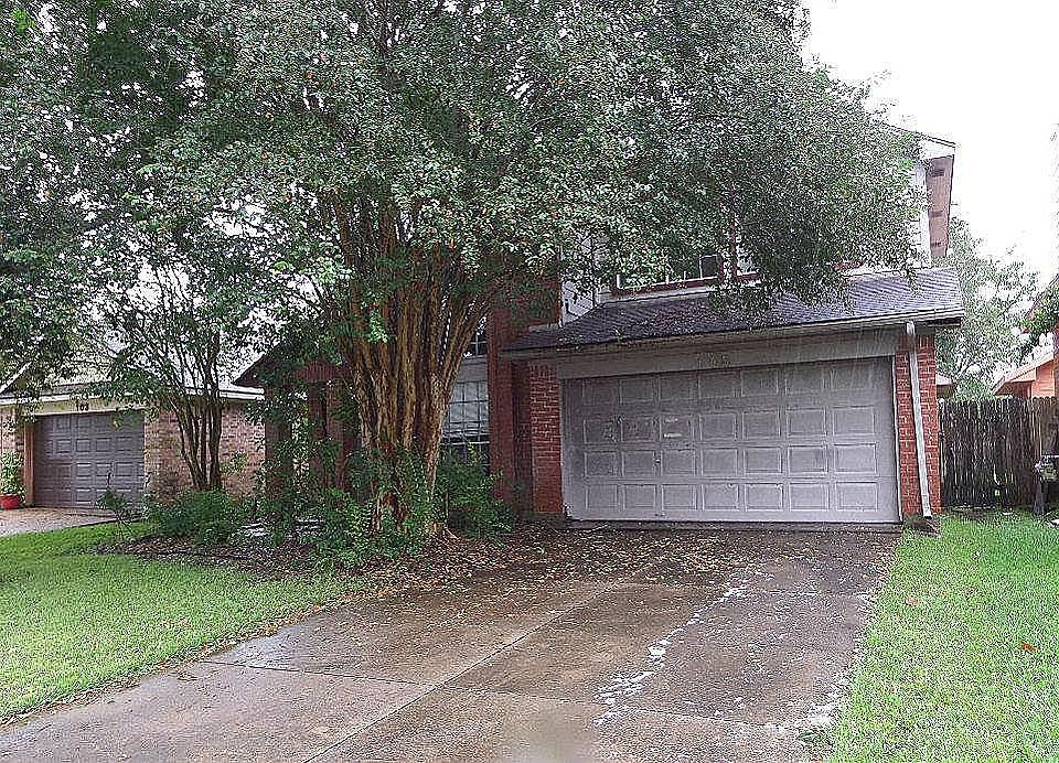 1st image of 105 Avocado St