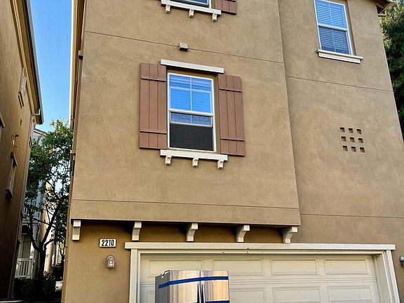 Tri-Level Home - Garage on Ground Level