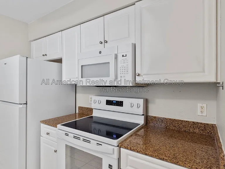 4274 Calinda Ln #212 — Photo 11