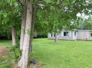 7568 Grand Point Rd, Presque Isle, MI 49777