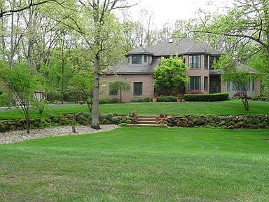 1600 Mystic Hills Dr, Milford, MI 48380 | Zillow