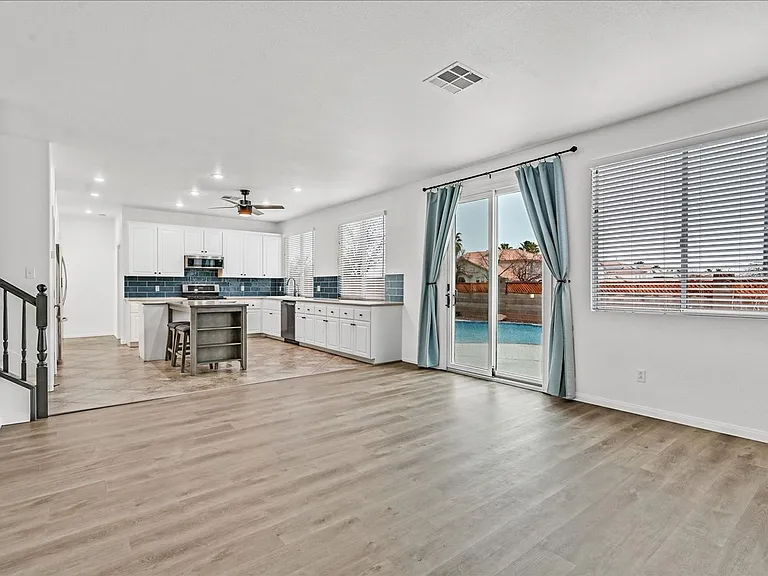 3444 Gosling St — Photo 6