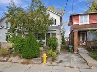 52 Craydon Ave, Toronto, ON M6M 2C7
