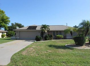 1827 SE 6th Ln, Cape Coral, FL 33990