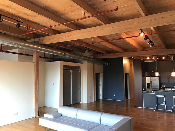 2nd image of 533 Columbia Ave APT 272