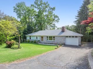 2 Clayton Rd, Danbury, CT 06811