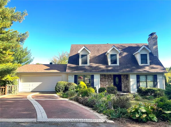 16795 Poplar Ln, Carlinville, IL 62626