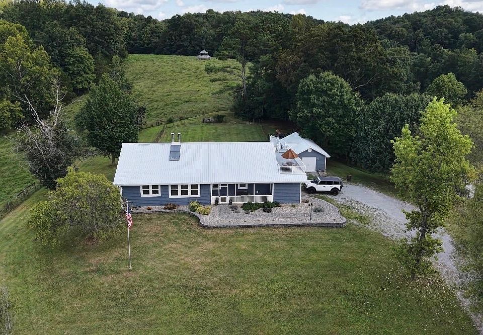 1st image of 8580 Breeding Rd
