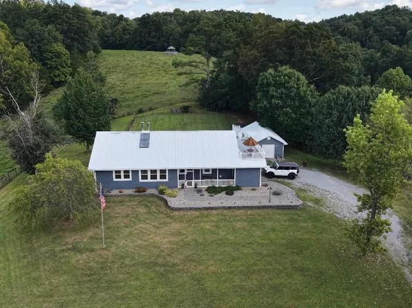 8580 Breeding Rd, Edmonton, KY 42129