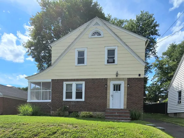 606 Exchange Ave, Endicott, NY 13760