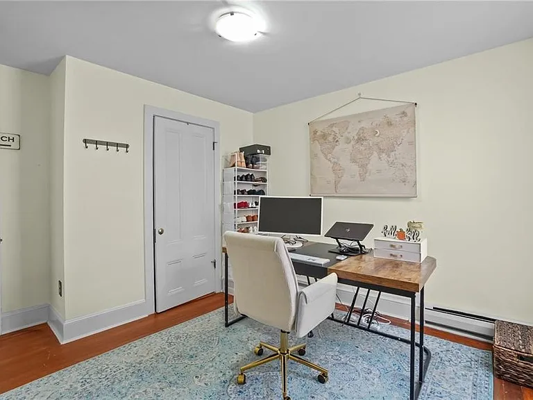 12 Catherine St #3 — Photo 13