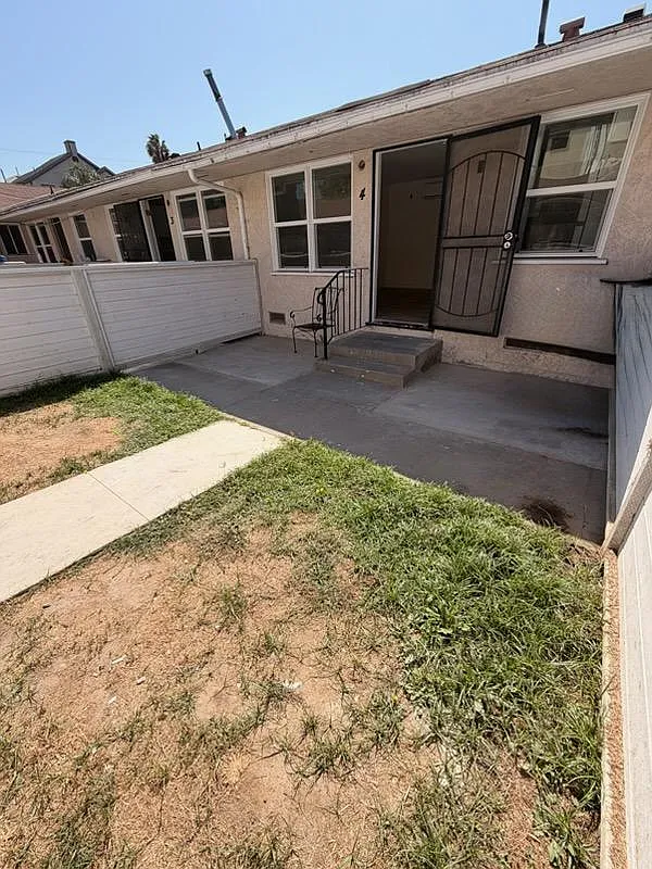 1 bed, 500 sqft, $1,950 — Photo 3