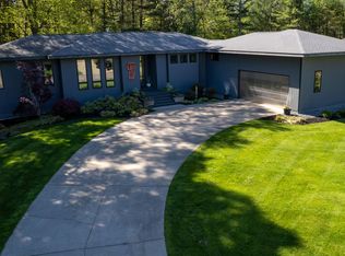 12737 Sanctuary Pl, Grand Haven, MI 49417