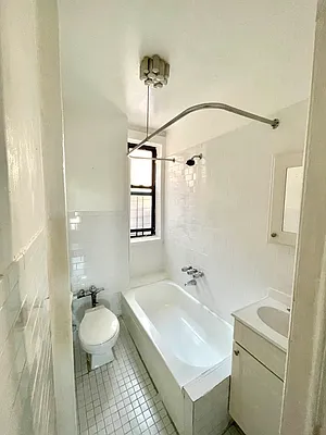Rented by Pear NYC LLC | media 13