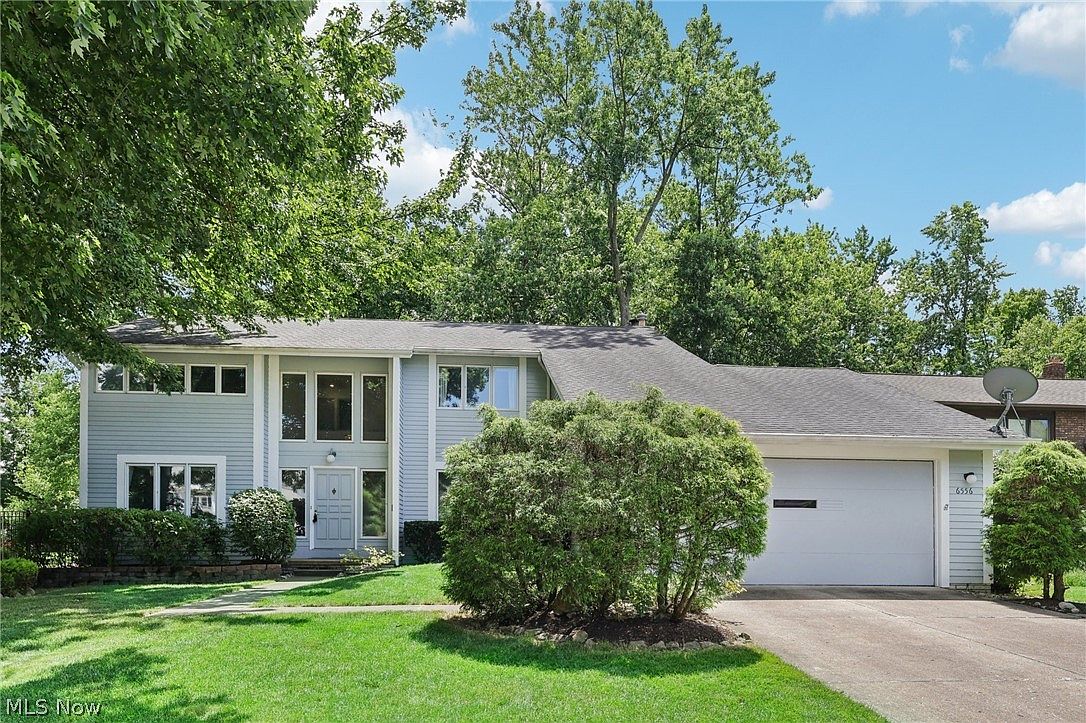 6556 Woodhawk Dr, Mayfield Heights, OH 44124 Zillow