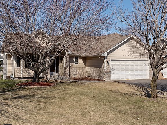3rd image of 14572 Avocet St NW