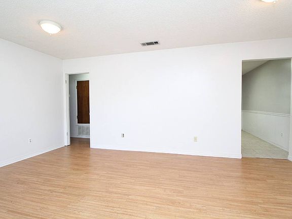 4th image of 9541 Sunnehanna Blvd #A