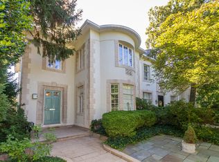 3011 34th St NW, Washington, DC 20008