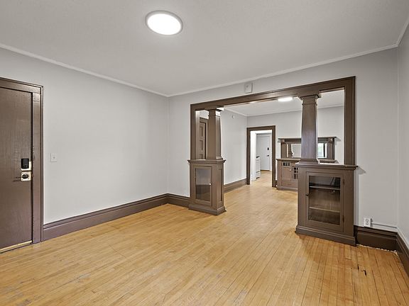 5th image of 3400 Elliot Ave