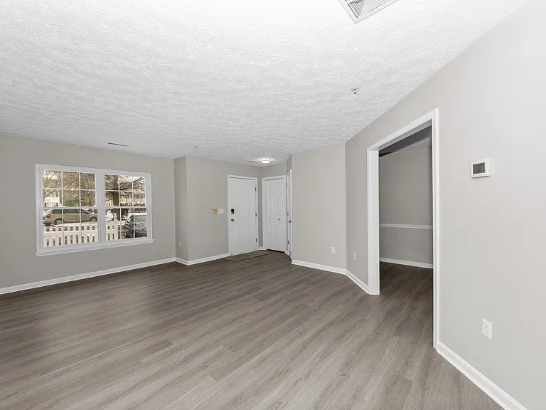 10 Ironstone Ct #E — Photo 4