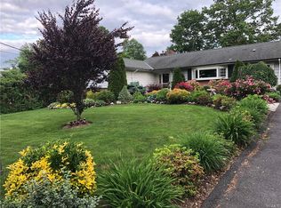 11 Alfred Ln, New Rochelle, NY 10804