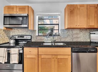 836 W 40th St #1, Miami Beach, FL 33140