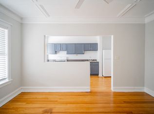 639 W Buckingham Pl #2, Chicago, IL 60657
