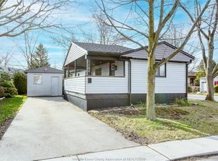 184 Neil Ct, Essex, ON