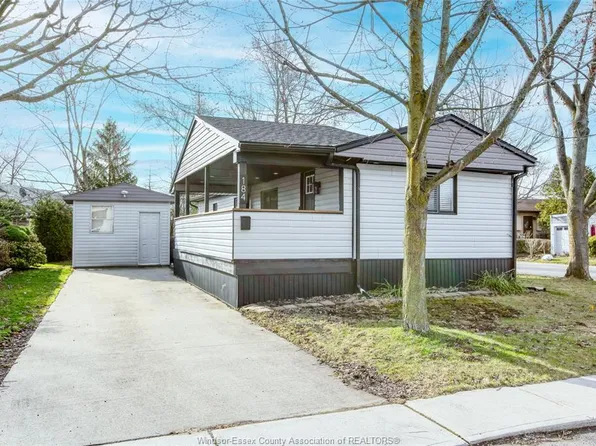 184 Neil Ct, Essex, ON N8M 2A7