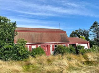 15 Summit Rd, Narragansett, RI 02882