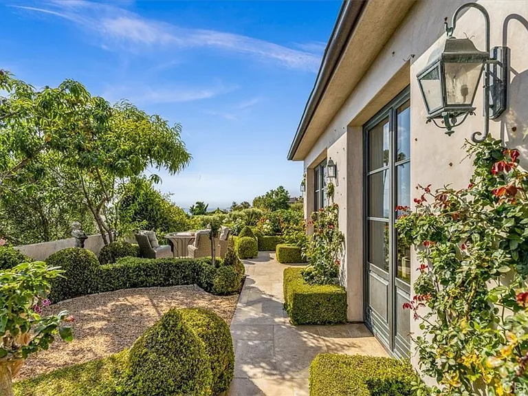 31512 Bluff Dr — Photo 40