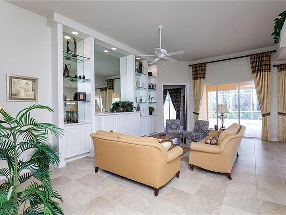 Very large great room with built-ins for extra storage!