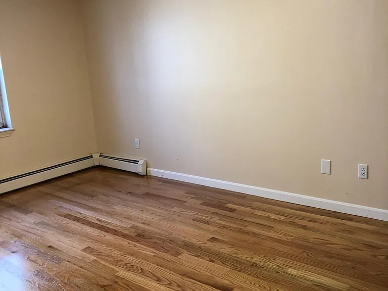 28 Ware St #3 — Photo 7
