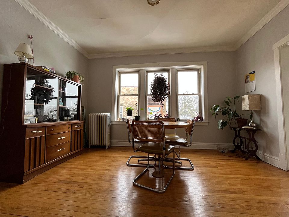 1st image of 3117 W Sunnyside Ave APT 3
