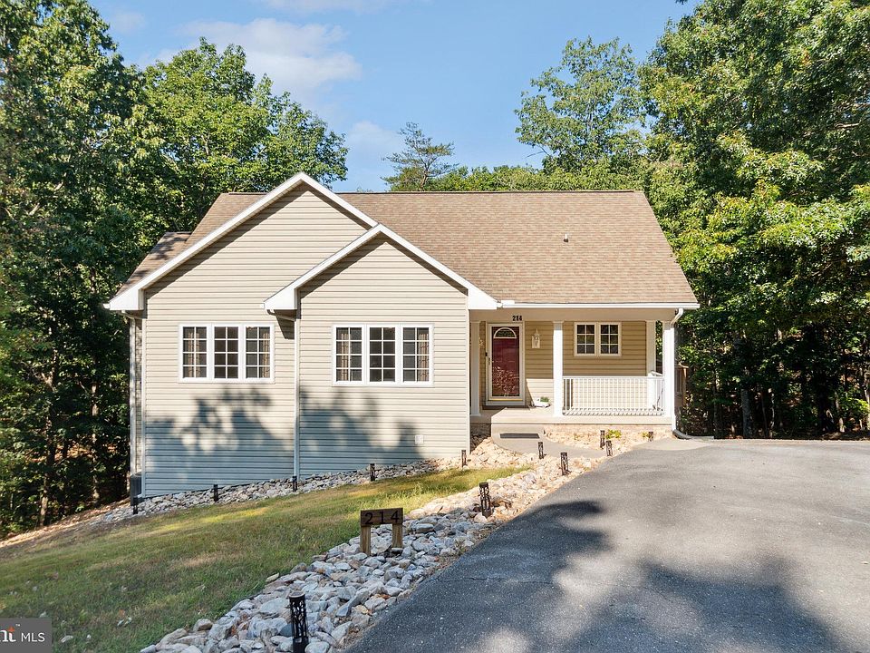1st image of 214 Melrose Ct