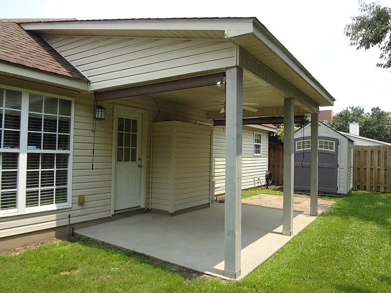405 Jasper Xing — Photo 10