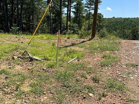 2nd image of 5 Goats Bluff Rd