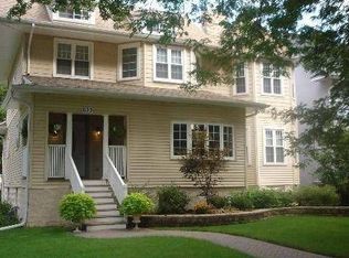 633 Clinton Pl, River Forest, IL 60305