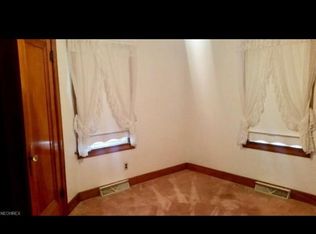 102 Clearview Ave, Weirton, WV 26062