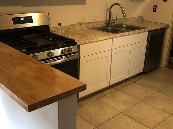 2nd image of 18 E VALENCIA Drive