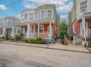 32 S Cricket Ter, Ardmore, PA 19003