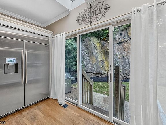 5th image of 3 Cliff Rd