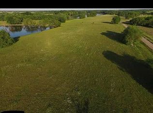 100 The Hale Pl, Lowndesboro, AL 36043