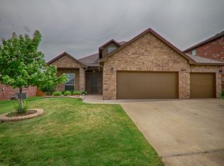 11228 NW 97th St, Yukon, OK 73099