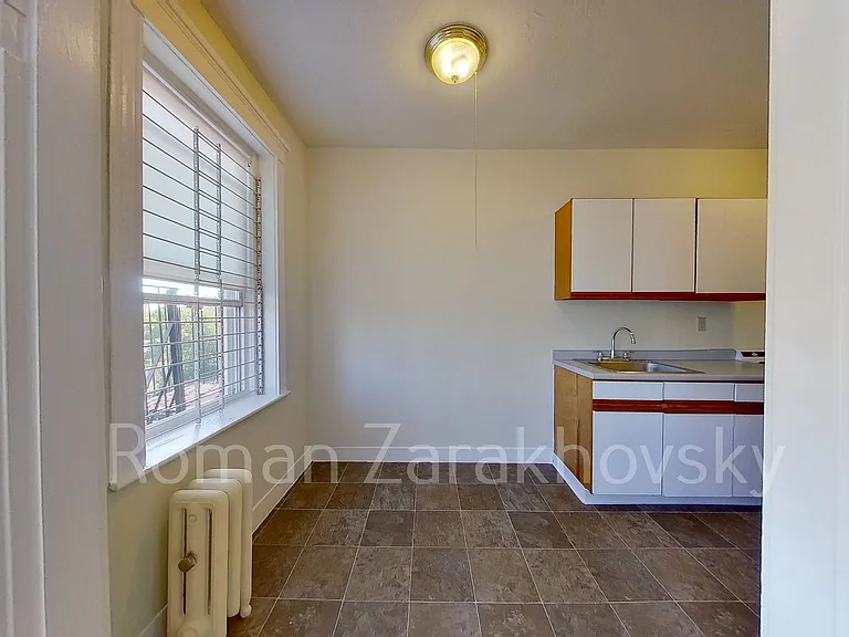 238 Kelton St #8 — Photo 6