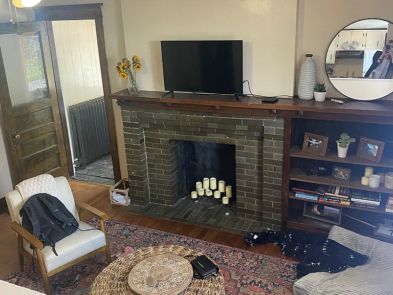 1255 N Emerson St #6 — Photo 2